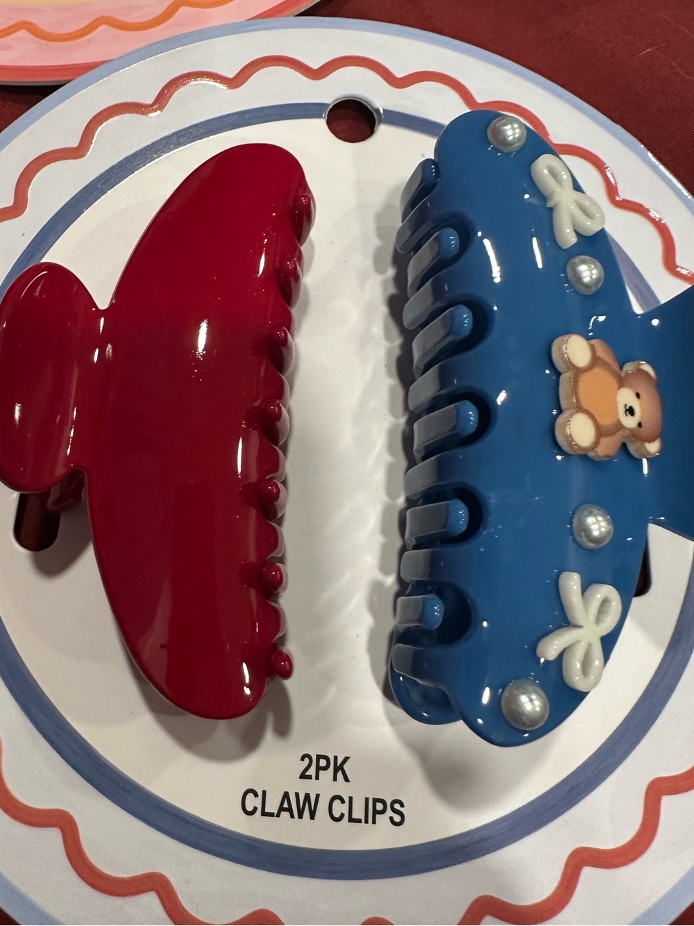 2-Pack Women's Claw Hair Clips - Red & Blue Decorative Set